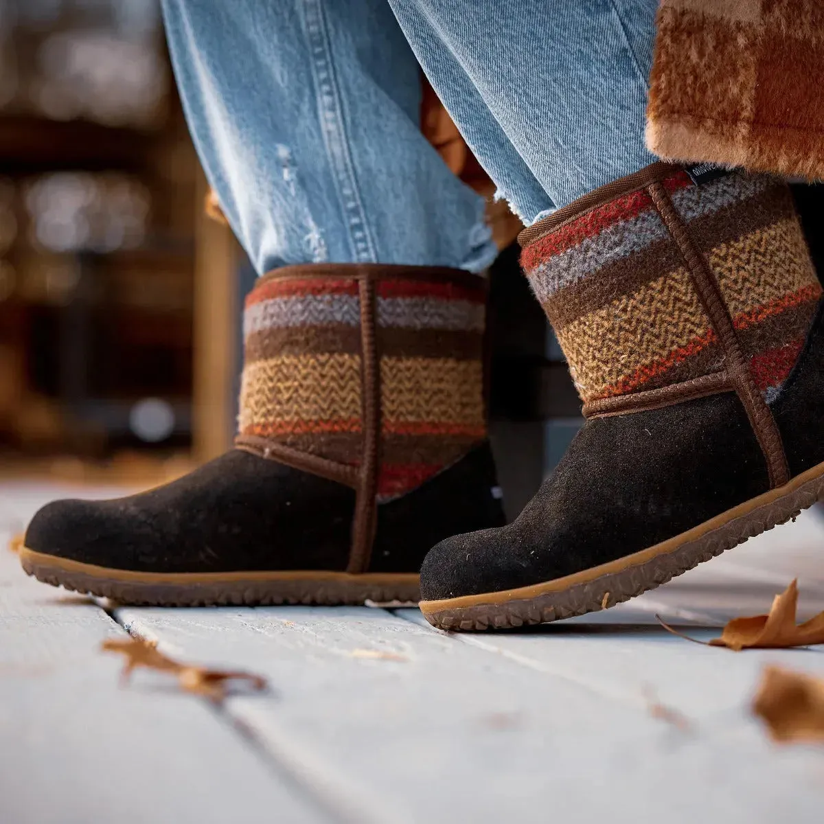 Minnetonka Tali - Womens Boots